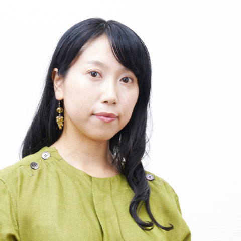 彼女たちは歌う Listen to Her Song 作家紹介 金仁淑